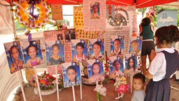 '8 años de abandono del Estado': padres de 33 niños calcinados en Fundación