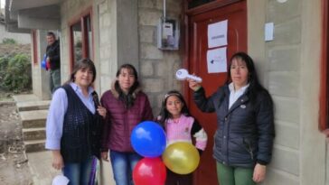 54 familias afectadas por el invierno en La Cruz, Nariño, recibieron vivienda propia