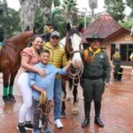Adoptaron a dos caballos de la Escuela de Carabineros Alejandro Gutiérrez