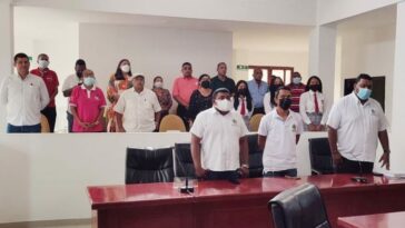 Aspecto de la audiencia pública liderada por la asamblea de La Guajira que está interesada que los municipios de Manaure y Uribia, no sufran más por el servicio de energía.