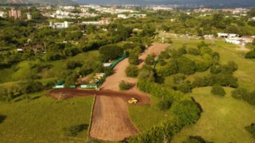 Comenzó movimiento de tierra para construcción de la Avenida de Los Colibríes