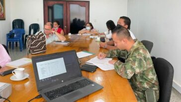 Funcionarios de la Registraduría, Policía Nacional, Ejército Nacional y el municipio, están en la dinámica de la organización del proceso electoral de este domingo.
