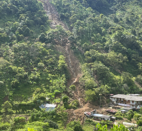 Diez municipios de Risaralda en alerta roja ante posible deslizamientos de tierra