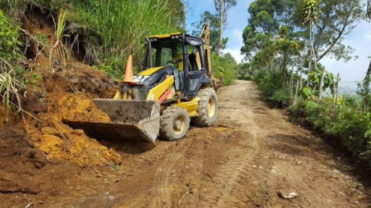 Dos personas resultaron heridas cuando les cayó una piedra en el norte de Caldas