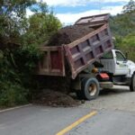 El buen clima en Pensilvania, Caldas, ha permitido trabajar en vías bloqueadas