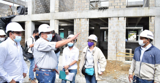 En un 73% avanzan las obras del Liceo Quindío, en Salento