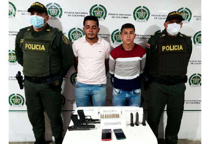 Fueron capturados tras persecución policial