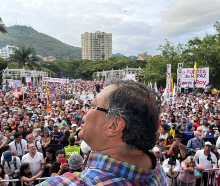 Gustavo Petro cerrará esta tarde su campaña en Cali