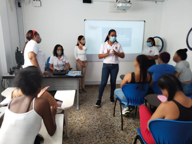 Jornadas de atención en salud para mujeres privadas de la libertad en conmemoración del día de acción por la salud de la mujer