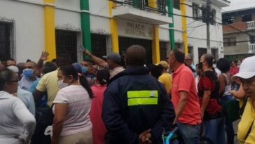 Tras nueve días sin agua, pobladores de Candelaria atacaron la casa del alcalde del municipio