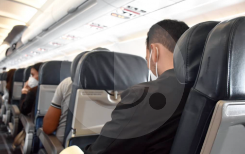 ¿Estrecho en el asiento del avión? Vienen normas