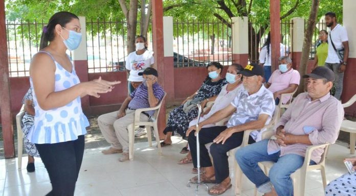 El programa del Adulto Mayor de la secretaría de Salud de Barrancas, diseñado para llegar a toda la comunidad de adultos mayores del municipio, esta vez fue hasta el corregimiento de Pozo Hondo.