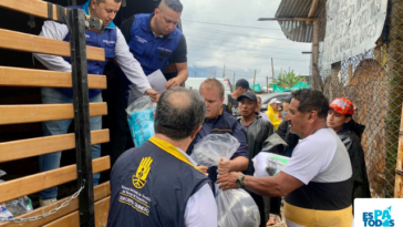Alcaldía entregó ayudas humanitarias a las familias afectadas por incendio en Las Colinas