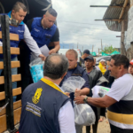 Alcaldía entregó ayudas humanitarias y lidera campaña por los afectados de Las Colinas - Quindío Noticias.