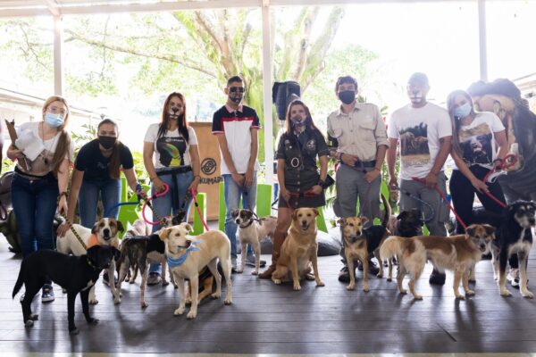 Bioparque Ukumarí realiza jornada de adopción en Galicia Mall Plaza Cerritos