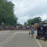 Bloquean zona petrolera del Magdalena por cancelación de fiestas de toros