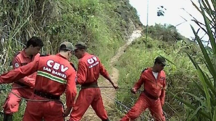 Bomberos de municipio de Caldas entran en cese de actividades por falta de recursos