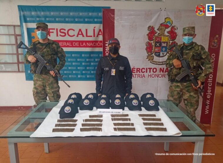 CTI de la Fiscalía con apoyo del Ejército Nacional ubicaron materia de guerra e intendencia en zona rural de Albania (Caquetá)