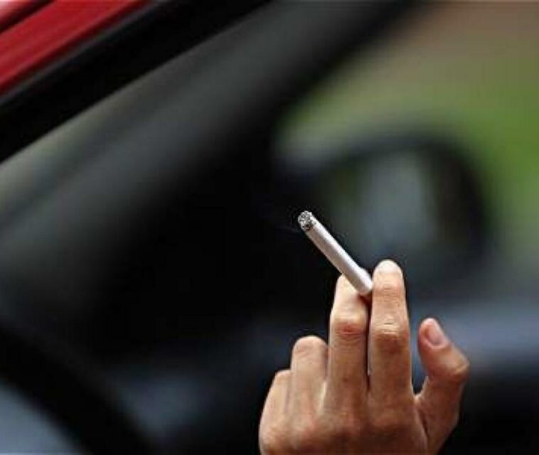 Cuál es la multa en Colombia por fumar al conducir