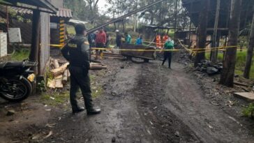 Doloroso: poco a poco sacan cuerpos de los mineros