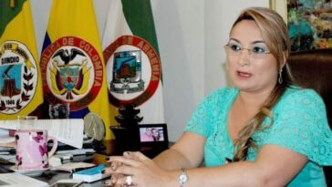 Exgobernadora del Quindío acusada por adueñarse de tres mil cien millones de pesos del departamento