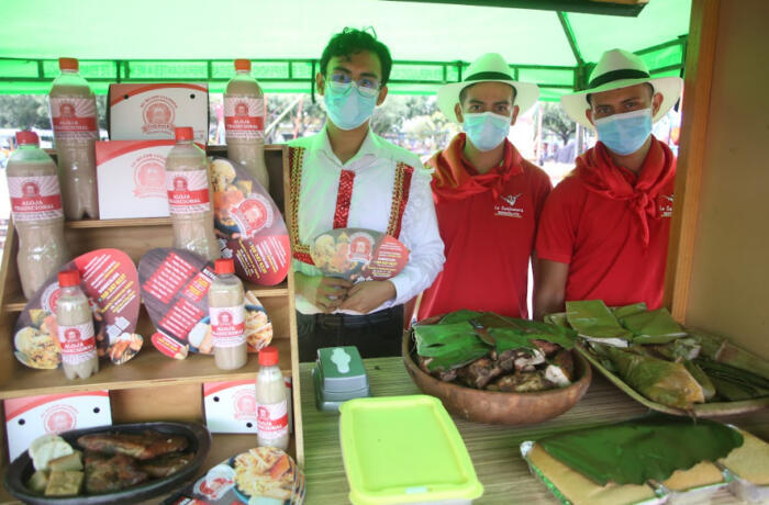 Feria del Asado Huilense y Productos Típicos 7 25 junio, 2022