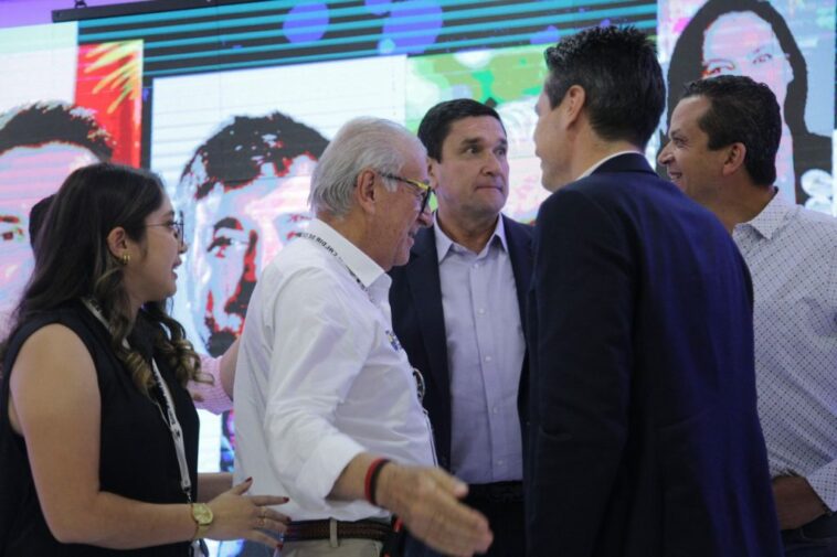 Foro De Competitividad Reunió A Alcaldes De 6 Ciudades Capitales En Cúcuta