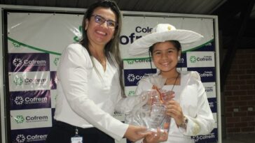 Ganadores en el XII Concurso Regional Intercolegiado de Canto