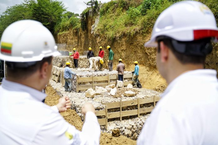 Gobernación actúa ante los riesgos de erosión que pueden afectar a la comunidad de Palenque