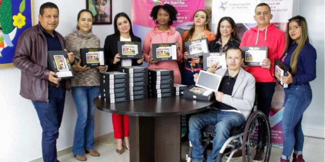 Gobernación de Nariño entregó tabletas para personas con discapacidad en Samaniego y Buesaco