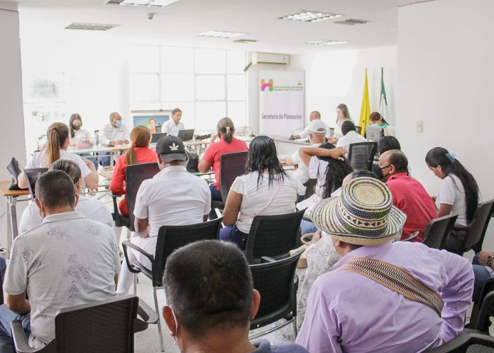 Con bastante presencia de la sociedad civil se realizó en Hatonuevo, el segundo Consejo Municipal de Política Social vigencia 2022.