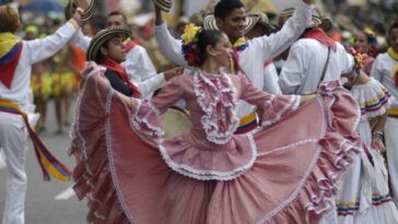 Ibagué volverá a tener cabalgata en el Festival Folclórico Colombiano