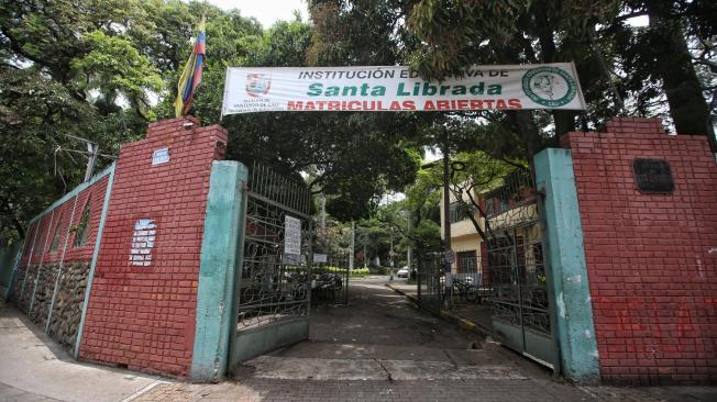 Incertidumbre sobre el futuro de la institución educativa Santa Librada