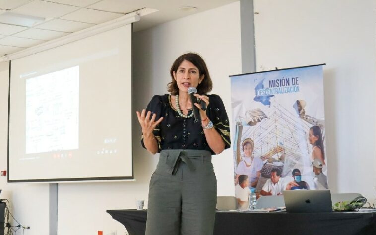 Misión de Descentralización llega a Quibdó con su ciclo de talleres regionales para recoger propuestas de mandatarios y ciudadanos.