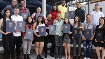 Récord histórico de jóvenes rurales graduados en educación superior en el oriente de Caldas