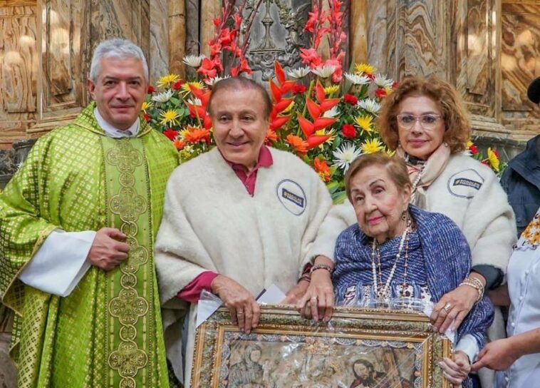 Rodolfo Hernández se encomendó a la Virgen de Chiquinquirá tras polémicas declaraciones