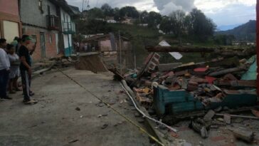 Seis casas colapsadas en Salamina por el invierno