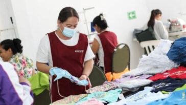 ‘Desarrollo con Sentimiento de Mujer’ cambió la vida de 120 mujeres en Risaralda