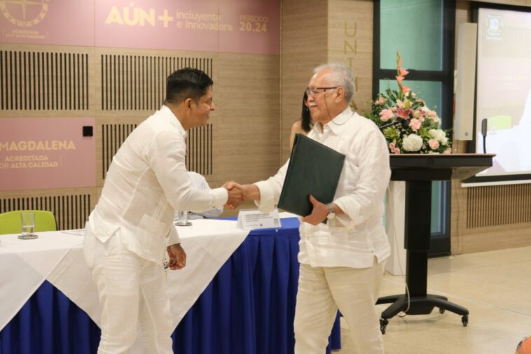 Academia Colombiana de Ciencias otorgó la ‘Medalla General Francisco de Paula Santander’