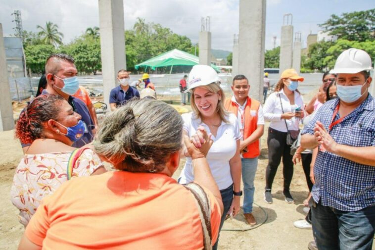 Alcaldesa asegura que Centro de Salud de Gaira podría ser inaugurado a fin de año
