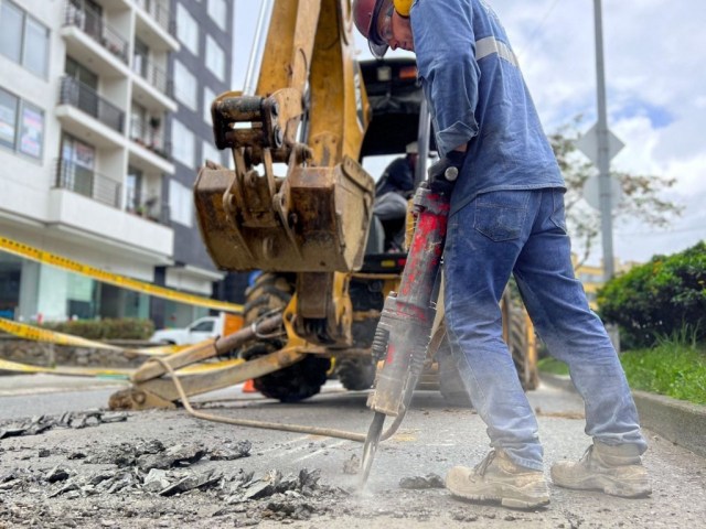 Alcaldía de Manizales inició los trabajos de mejoramiento vial en las avenidas Paralela, Santander y Kevin Ángel