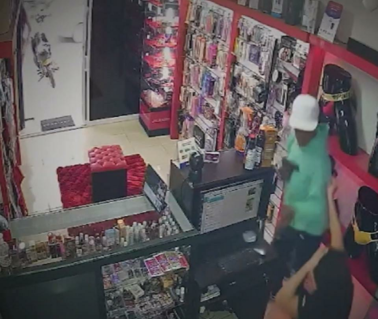 Alerta: mujer en Cali recibió un disparo de intruso por robarle su celular