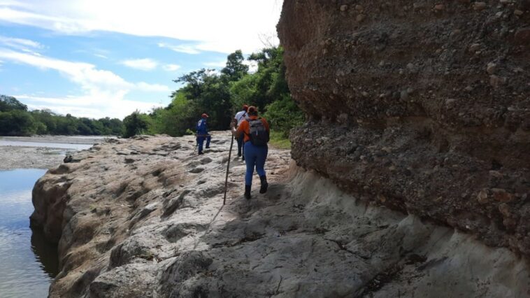 Buscan el cuerpo de una menor que desapareció en el rio Coello