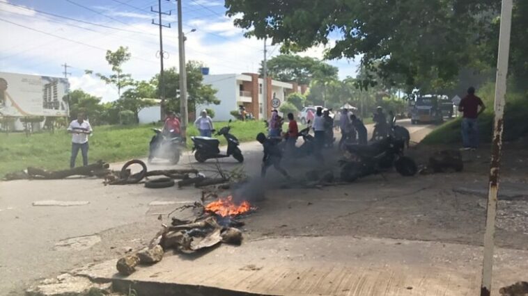 Comunidades de Lorica bloquearon la vía hacia San Bernardo en reclamo por agua