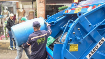 Con nueva ruta de recolección de residuos para los restaurantes, EPA implementa política pública de cultura ciudadana