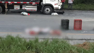 Conductor murió tras salir expulsado de camión