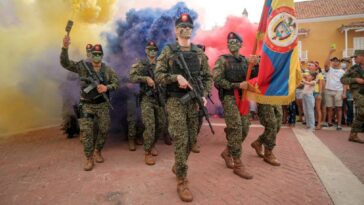 Desfile militar de Independencia se tomó el Centro Histórico de Cartagena
