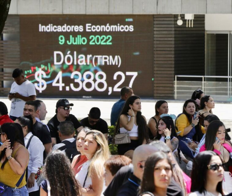 Dólar: negocios que empiezan a sudar frío por la disparada de la divisa