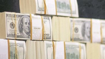 El dólar empieza la jornada del jueves con leve caída