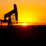 El petróleo se derrumba por temores de recesión
